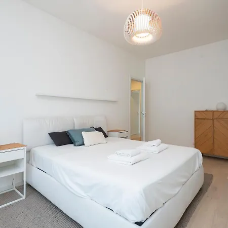 Apartman Youhosty - Grazioli 4 *